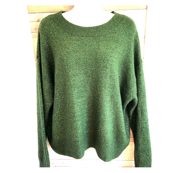 H&M Sweaters - 🔥H & M Rich Green soft sweater. Size M